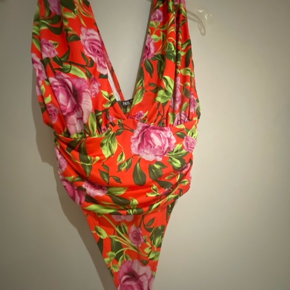 Zara draped floral bodysuit M - Picture 3 of 7